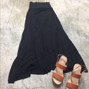 Black Long Skirt Size S